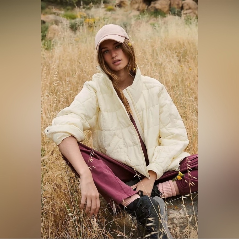 Free People Pippa Packable Puffer Jacket in Soft Sun Yellow Size Medium